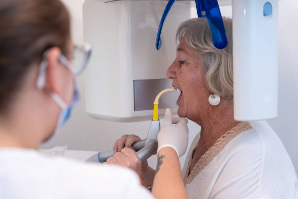 Best Emergency Tooth Extraction  in Centerburg, OH