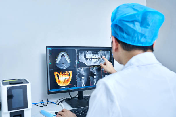 Best Dentist for Tooth Abscess  in Centerburg, OH